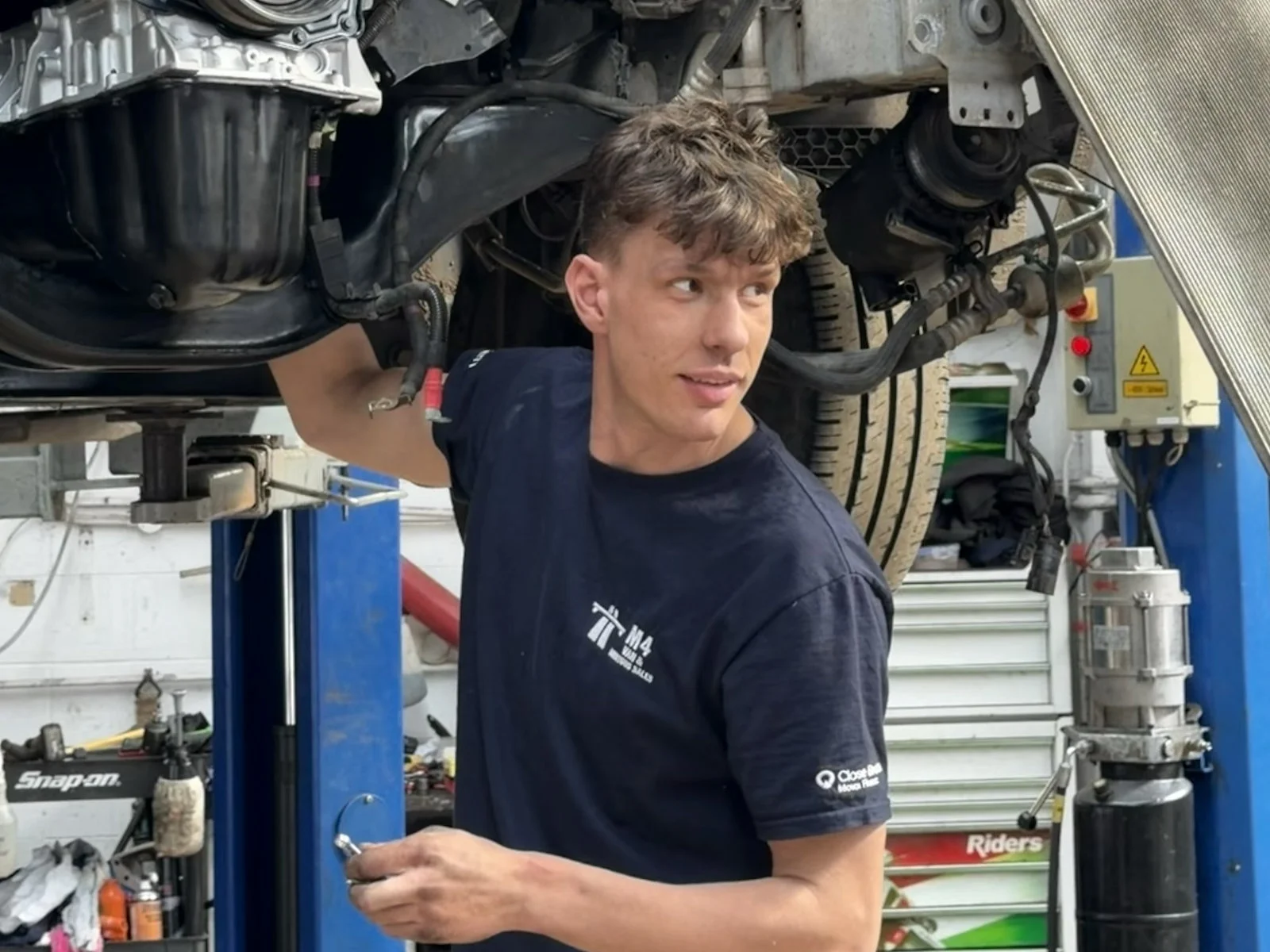 Your Local Van Service and MOT Specialists